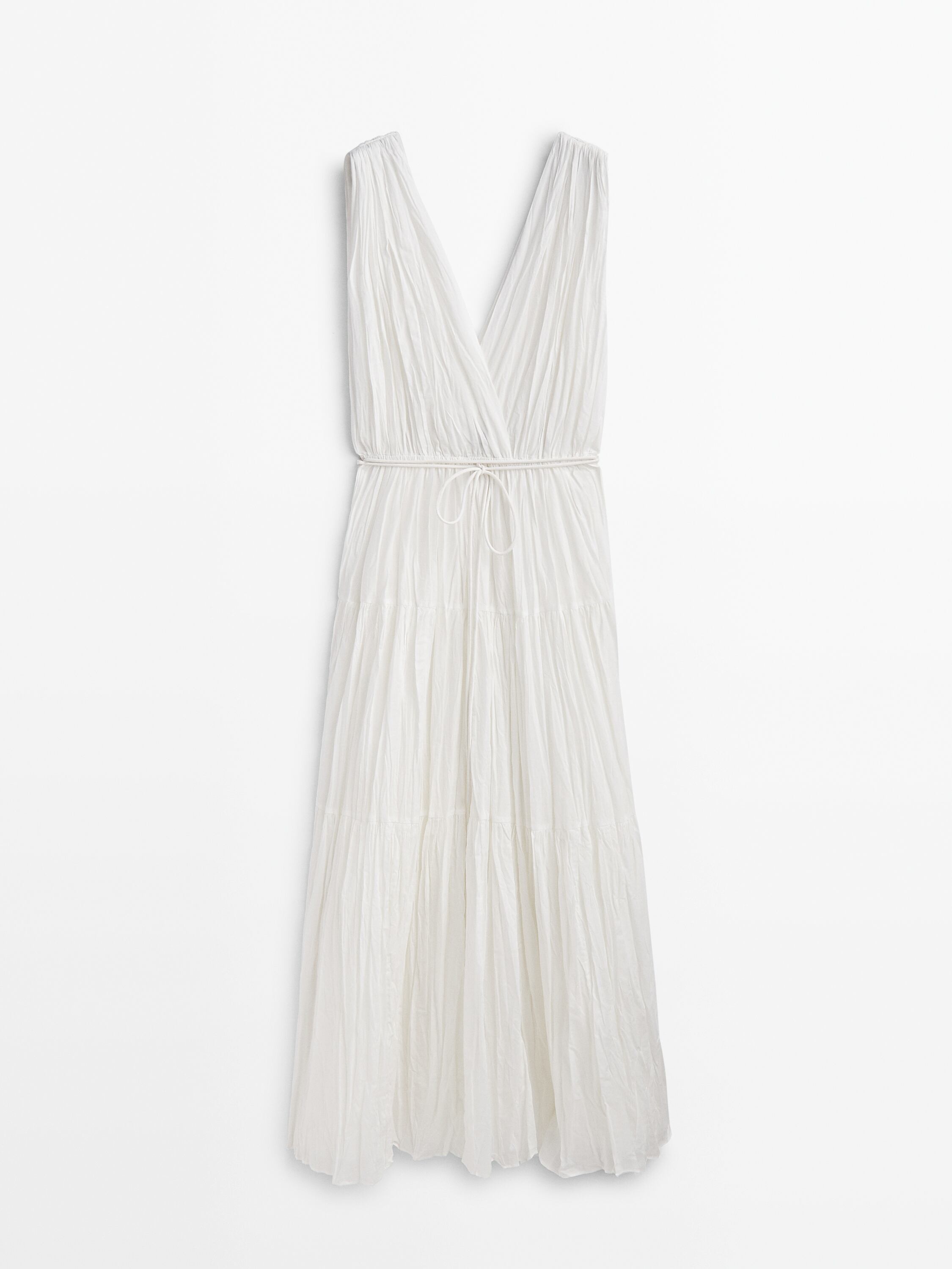 Pleated dress with drawstring