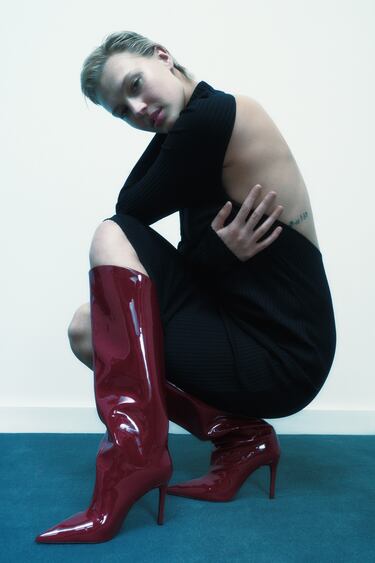 Image 0 of HEELED KNEE HIGH BOOTS from Zara
