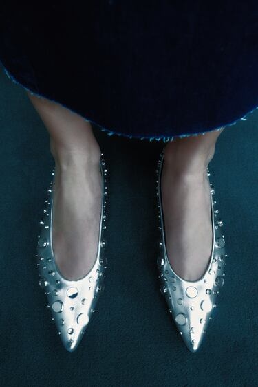 Image 0 of BALLET FLATS WITH MIRRORS from Zara