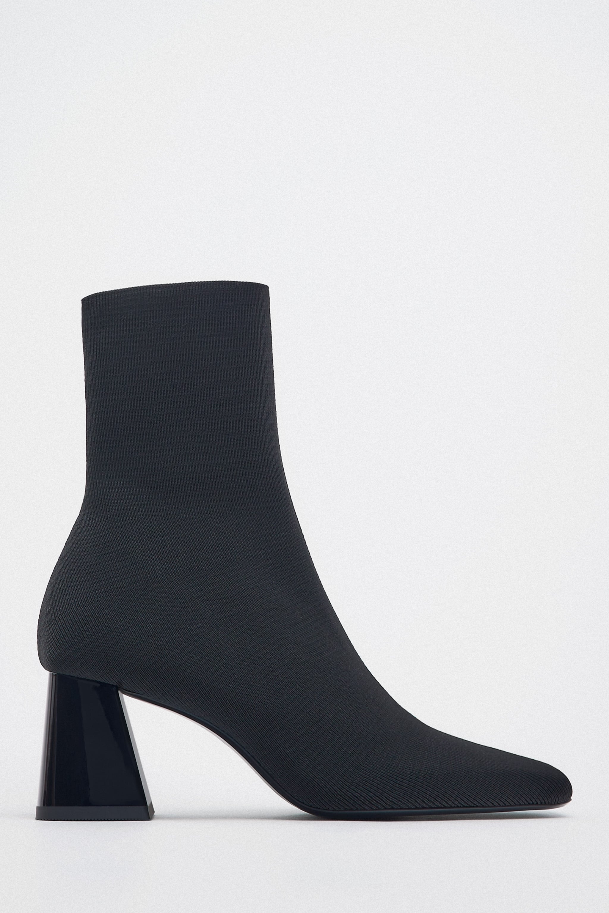 BLOCK HEEL FABRIC ANKLE BOOTS
