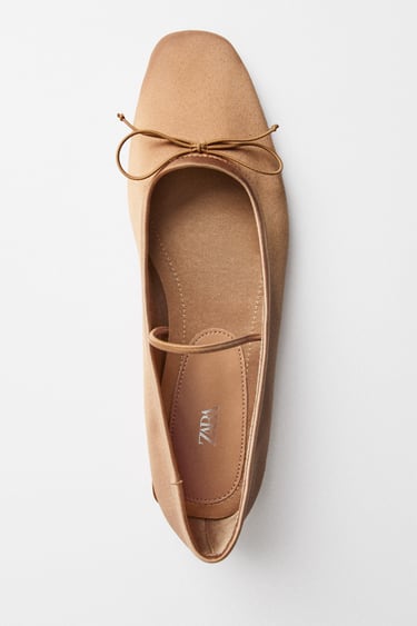 Image 0 of SATIN EFFECT FLATS WITH BOW from Zara