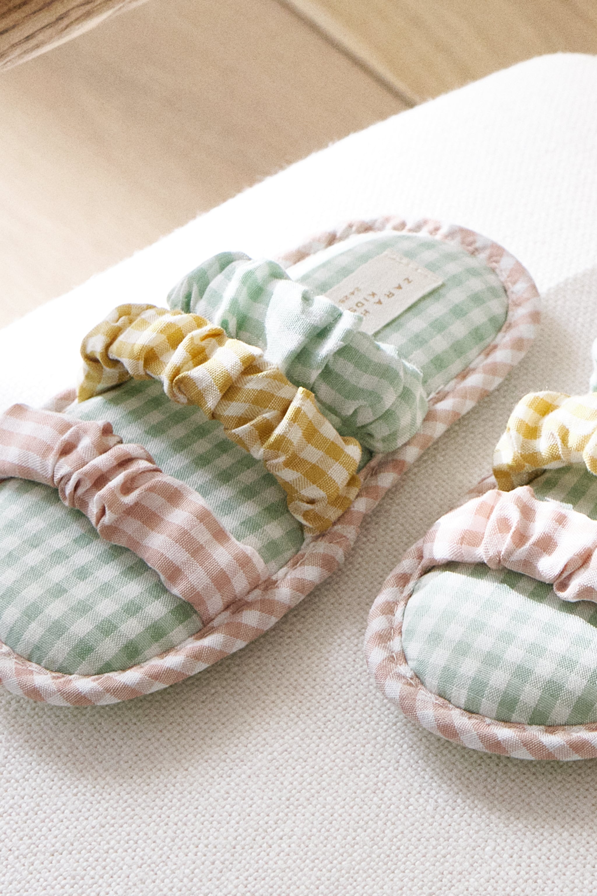 GINGHAM PRINT STRAPPY SLIPPERS