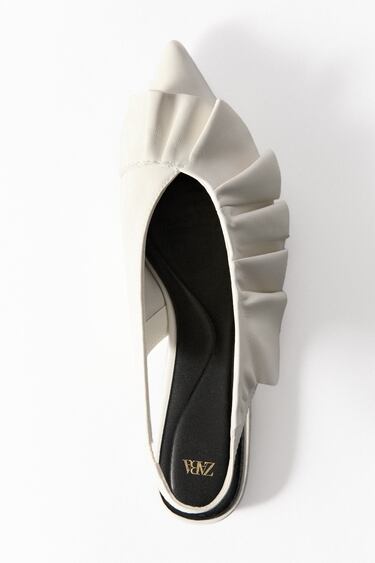 Image 0 of LEATHER SLINGBACK BALLET FLATS WITH RUFFLES from Zara