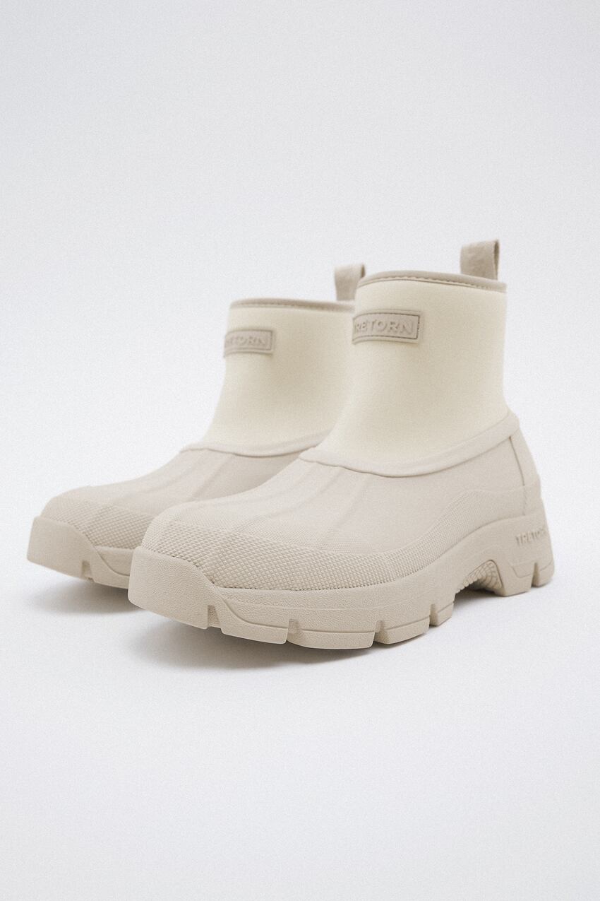 Flat Rain Ankle Boots Tretorn x Zara