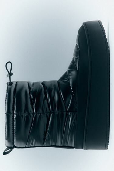 Image 0 of QUILTED SPORTS BOOTS from Zara