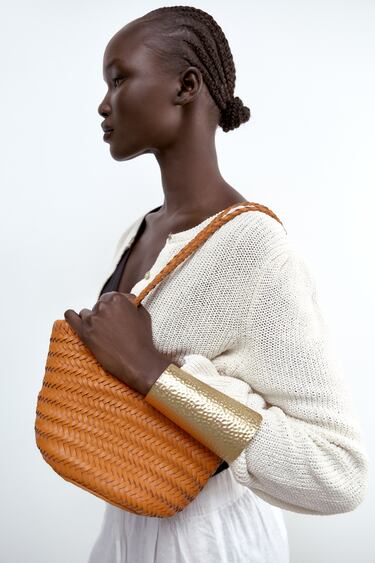 Image 0 of WOVEN LEATHER BAG from Zara