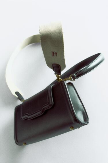 Image 0 of CROSSBODY BAG WITH FLAP from Zara