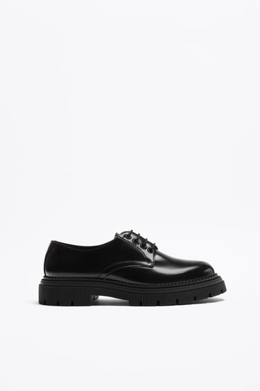 Image 0 of LEATHER TRACK-SOLE SHOES from Zara