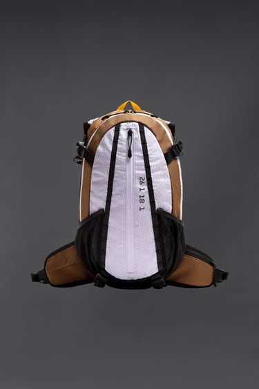 COMPACT SPORTS BACKPACK