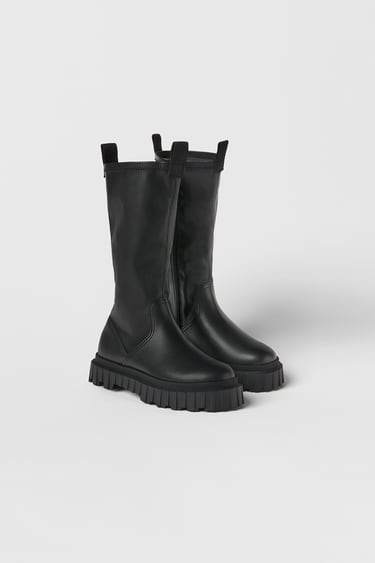 Image 0 of KIDS/ KNEE-HIGH TRACK BOOTS from Zara
