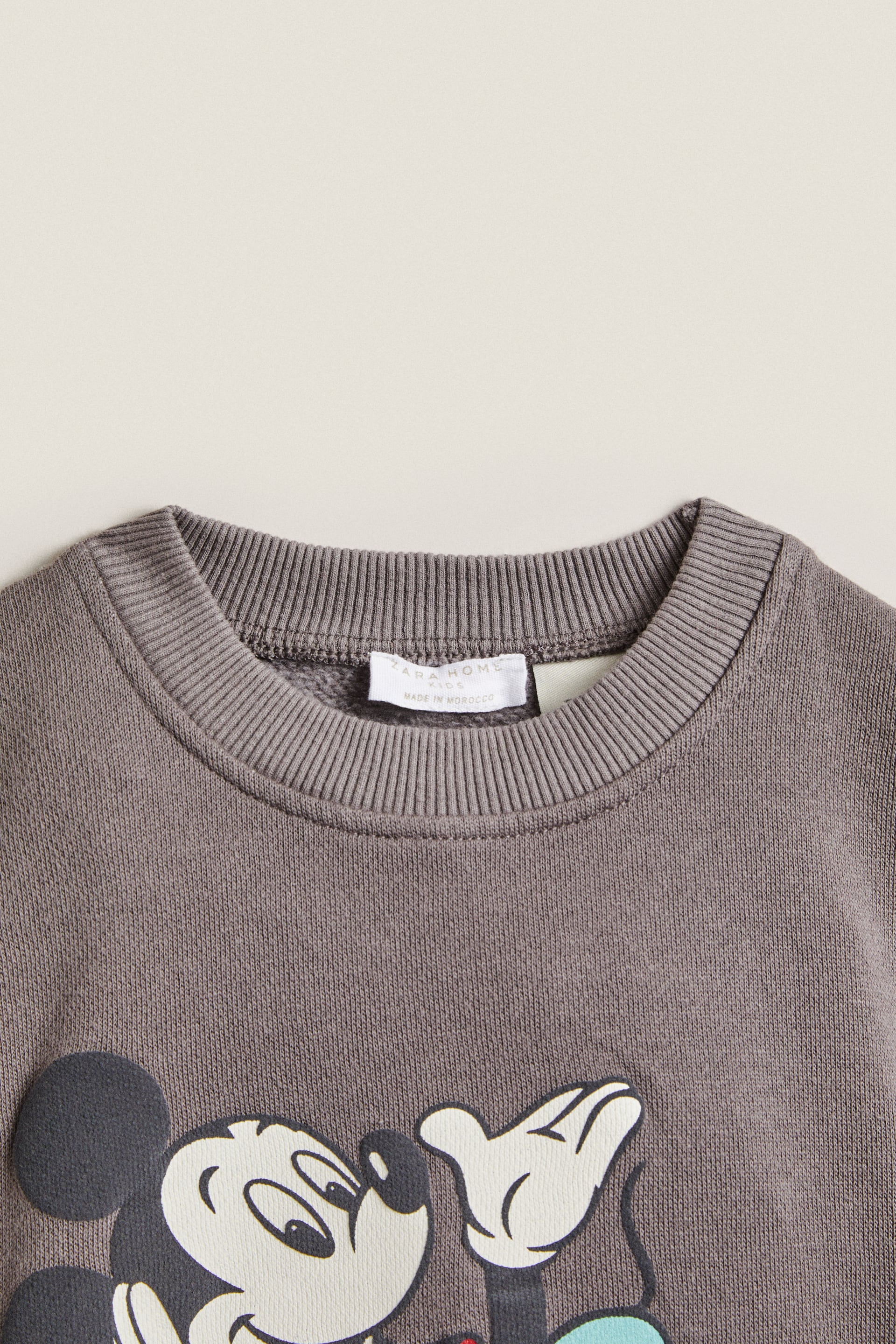 ミッキーマウス © ディズニー スウェットシャツ カーボングレー ZARA Japan 日本