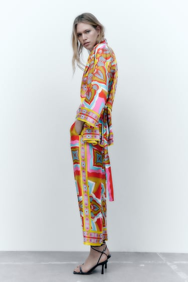 Image 0 of PRINTED CULOTTE TROUSERS from Zara