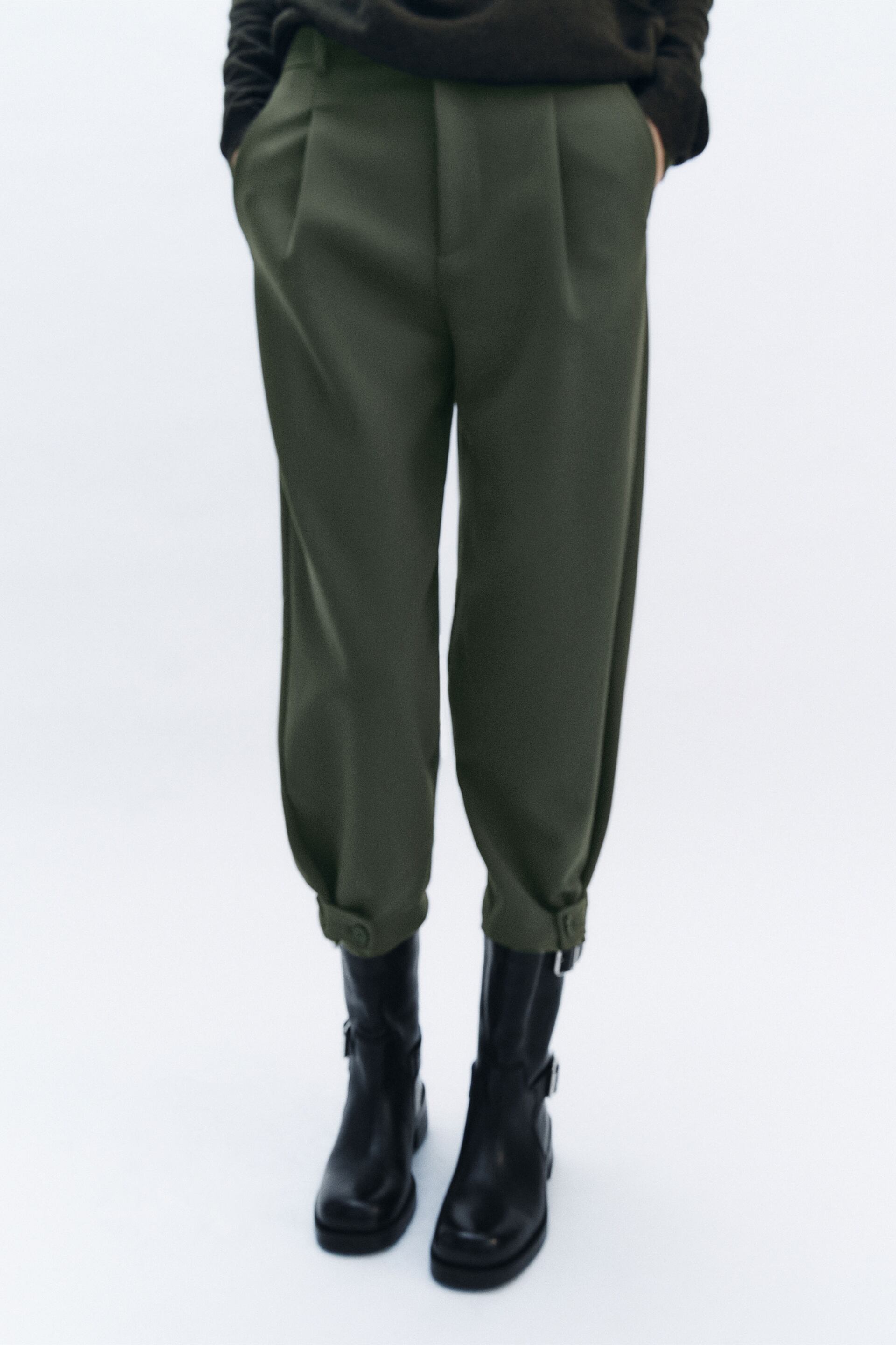 PLEATED TAPERED PANTS ZW COLLECTION