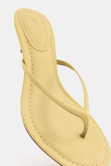 SOFT-FINISH KITTEN HEEL SANDALS - Yellow by Zara