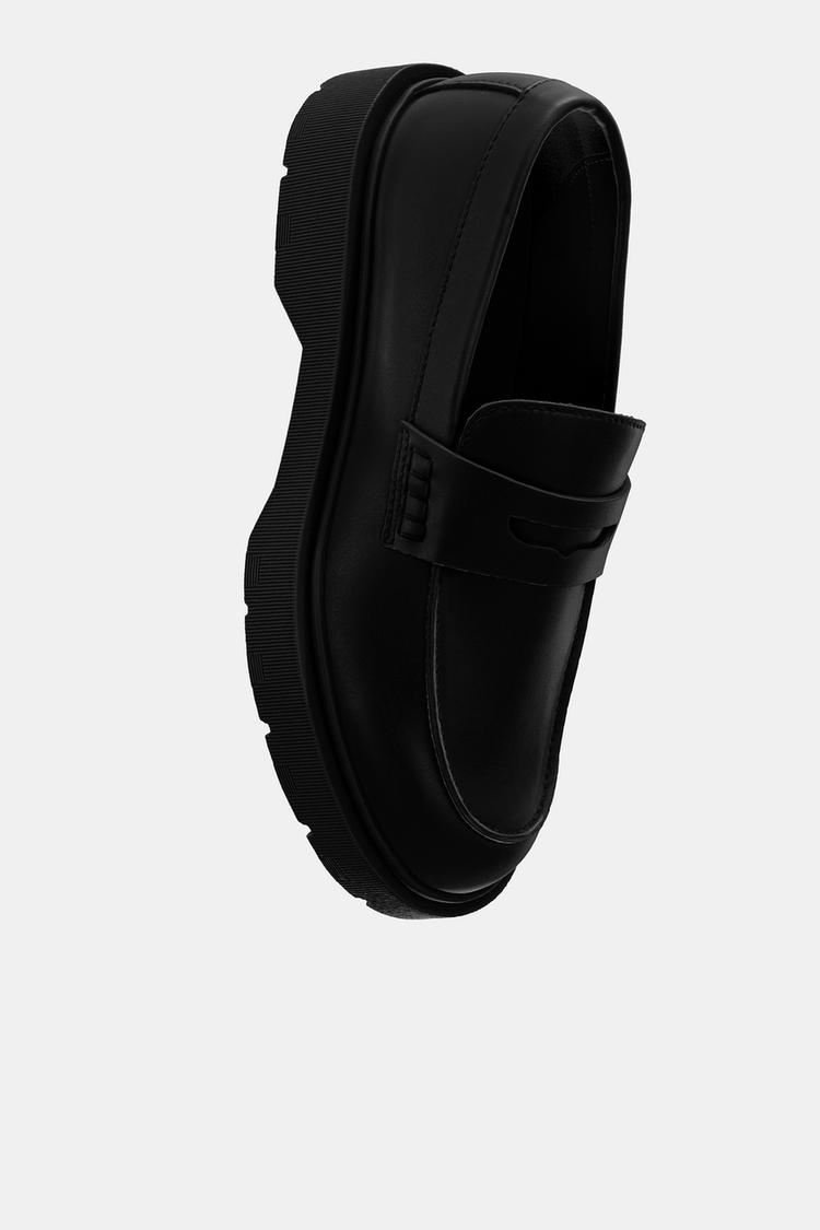 ボリューム ペニーストラップ ローファー - ブラック | ZARA
