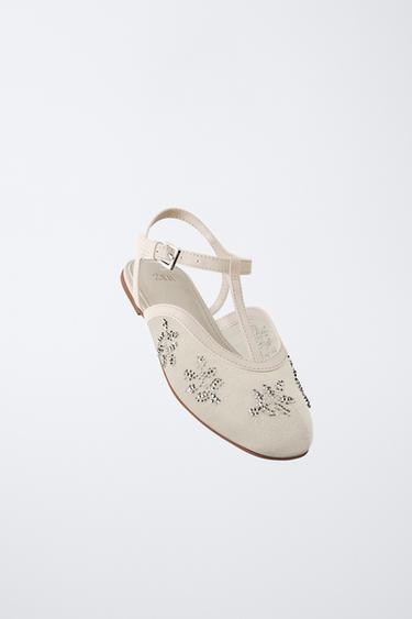 BALLERINES OUVERTES À L'ARRIÈRE AVEC BRODERIES FANTAISIE - Blanc écru de Zara - Image 1