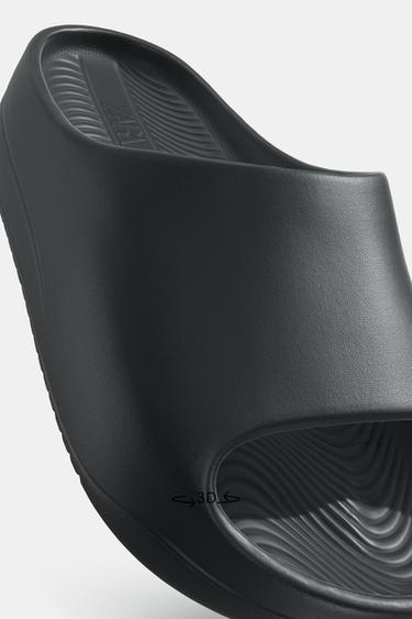 SANDALES FLATFORM - Noir de Zara - Image 4