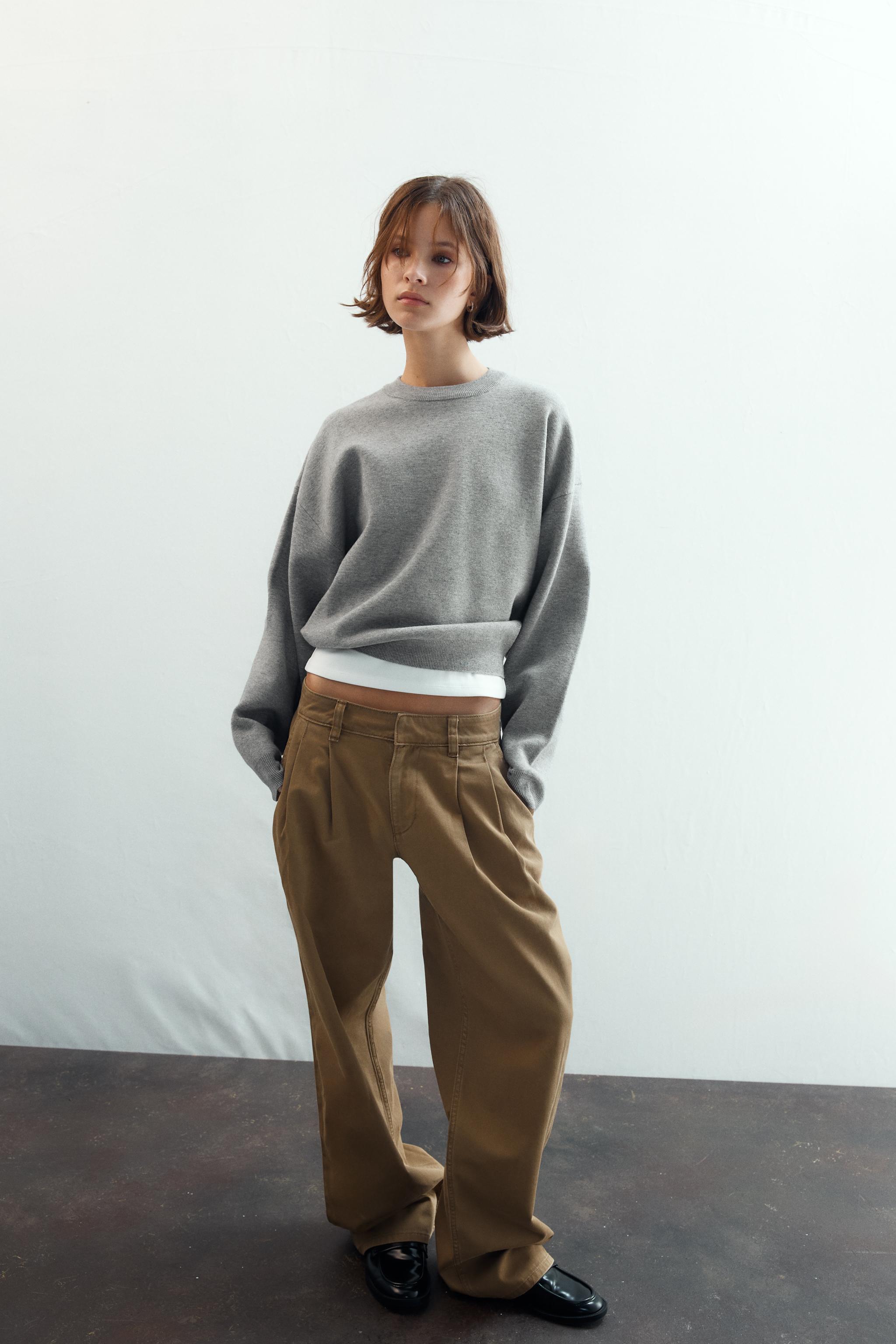 PLAIN KNIT SWEATSHIRT