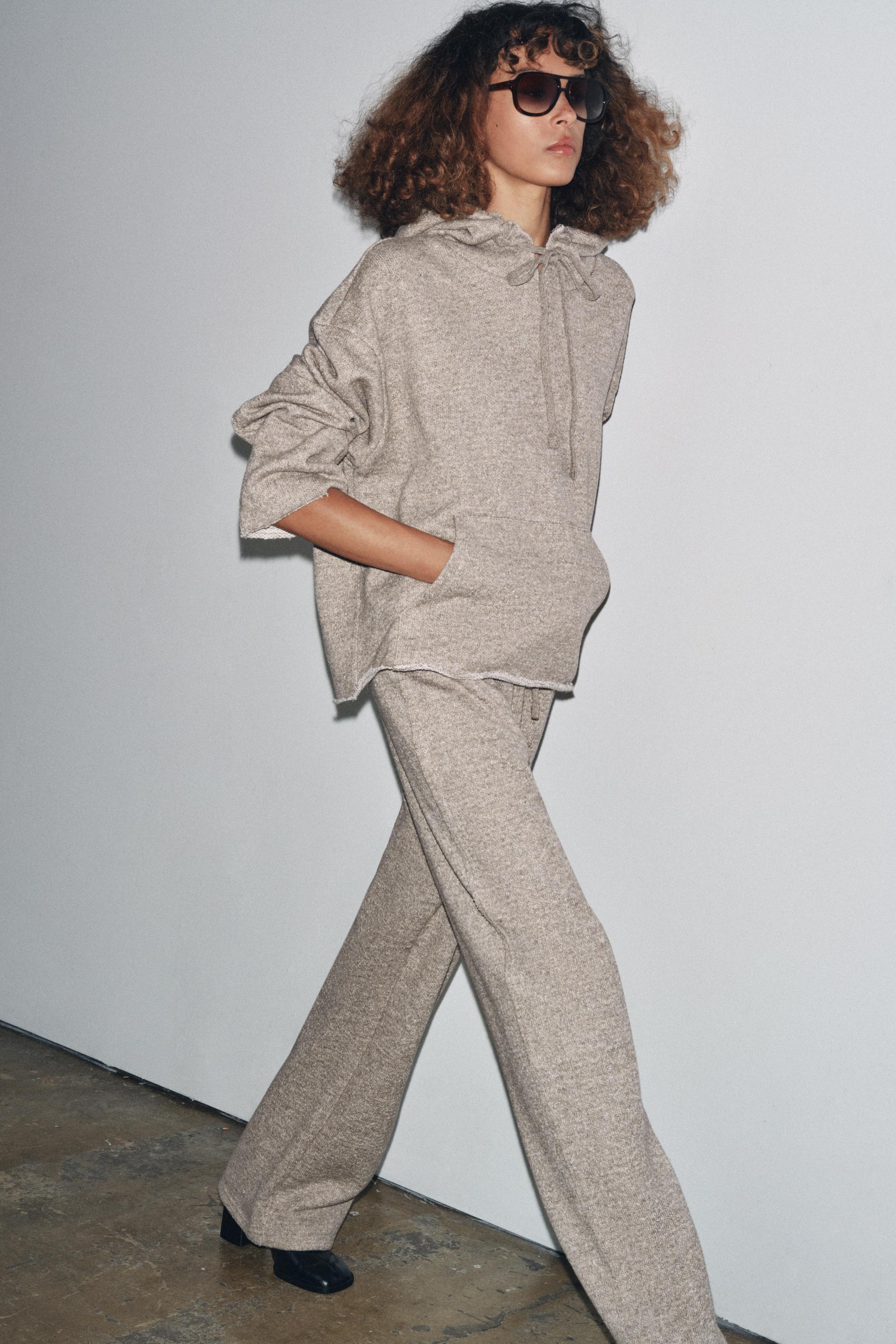 RUSTIC HOODIE