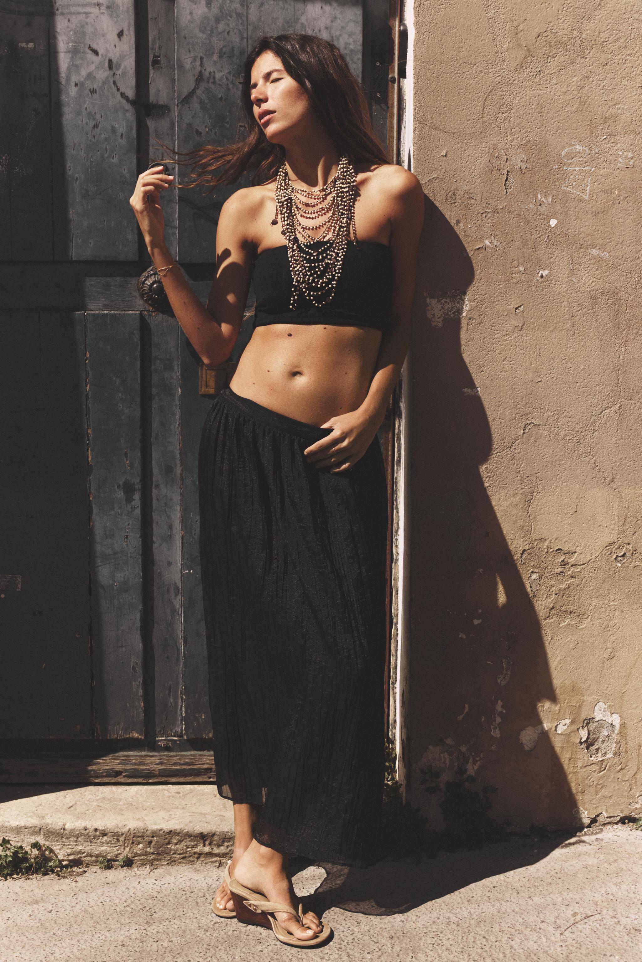 WRINKLED-EFFECT MIDI SKIRT