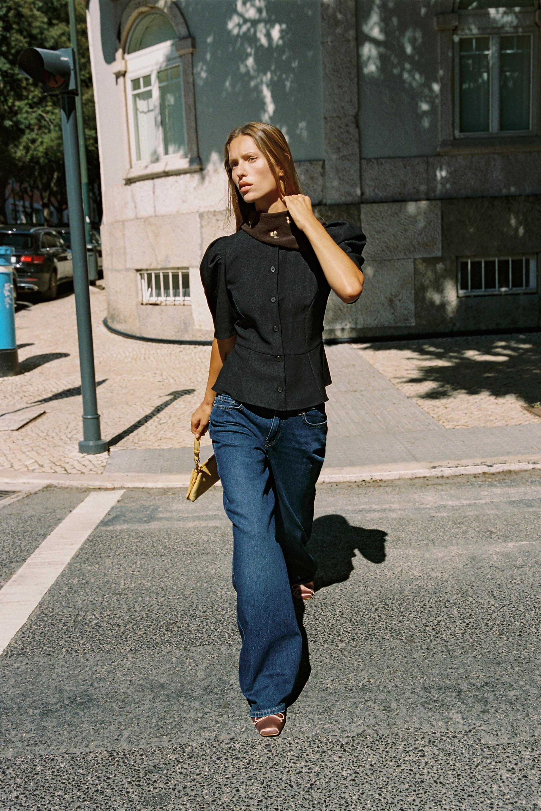 PUFF SLEEVE PEPLUM TOP