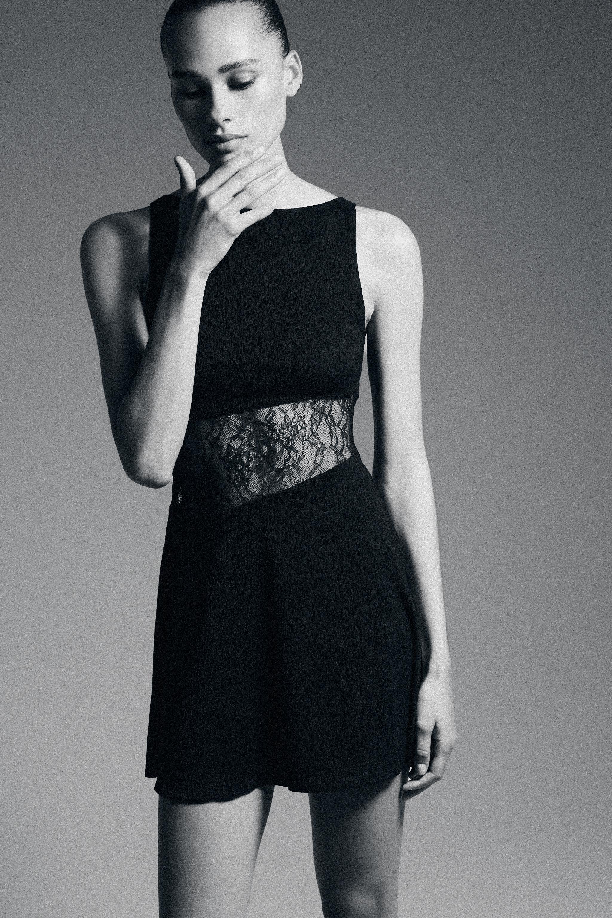 LACE TRIM SHORT DRESS