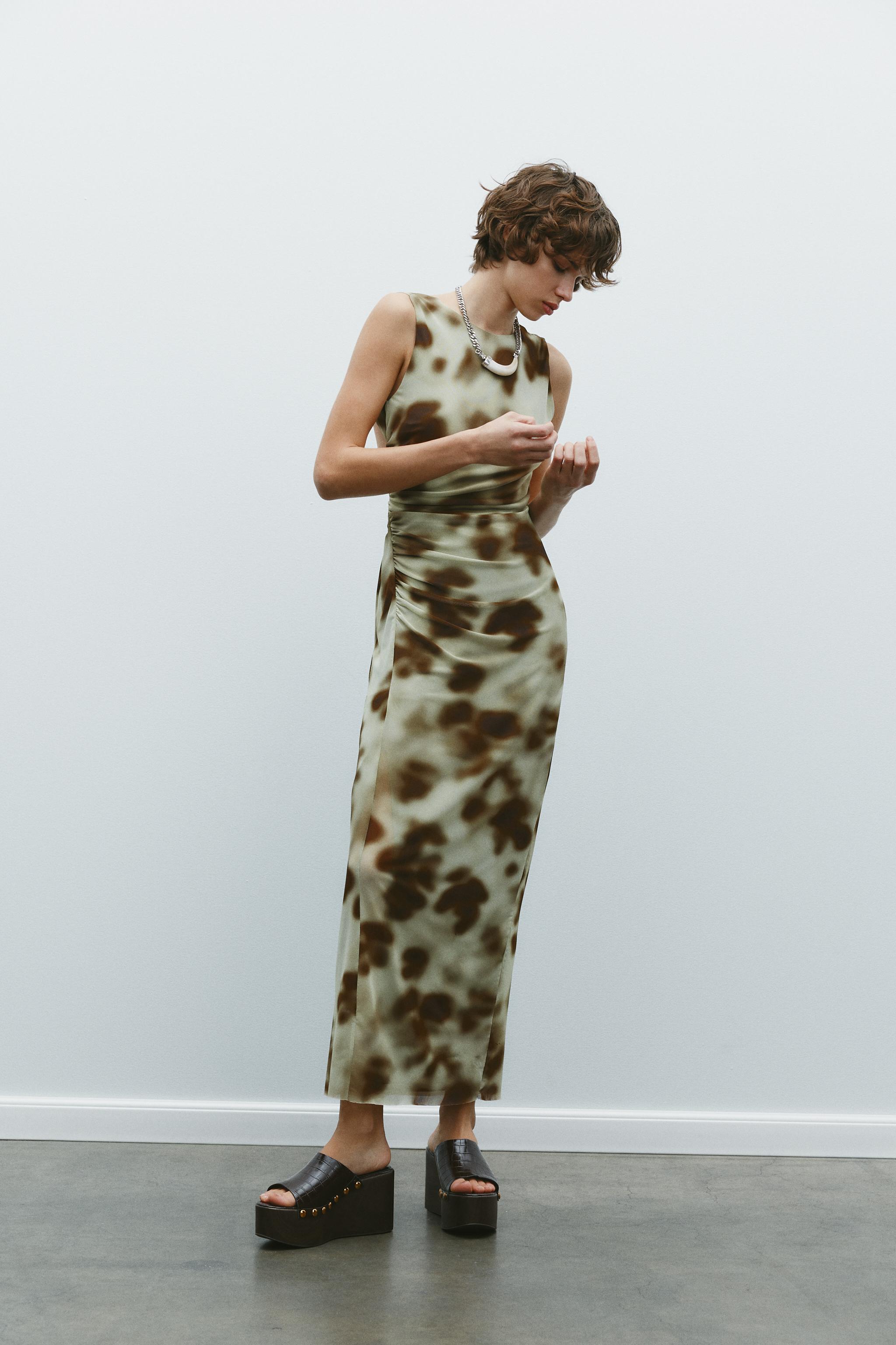PRINTED MIDI DRESS WITH DRAPED DETAIL