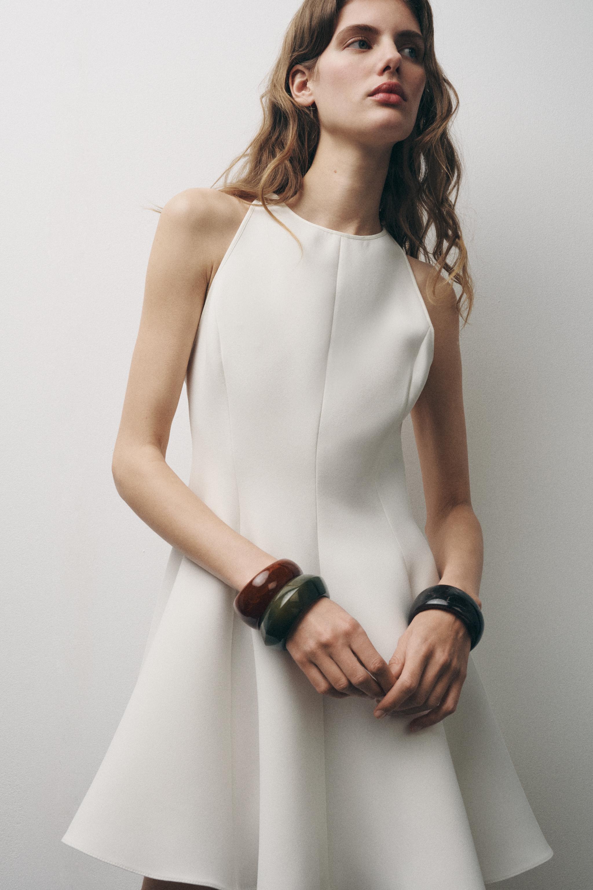 l'idée deesse halter pleated column maxi dress Deesse Gown- L’idee main image 1