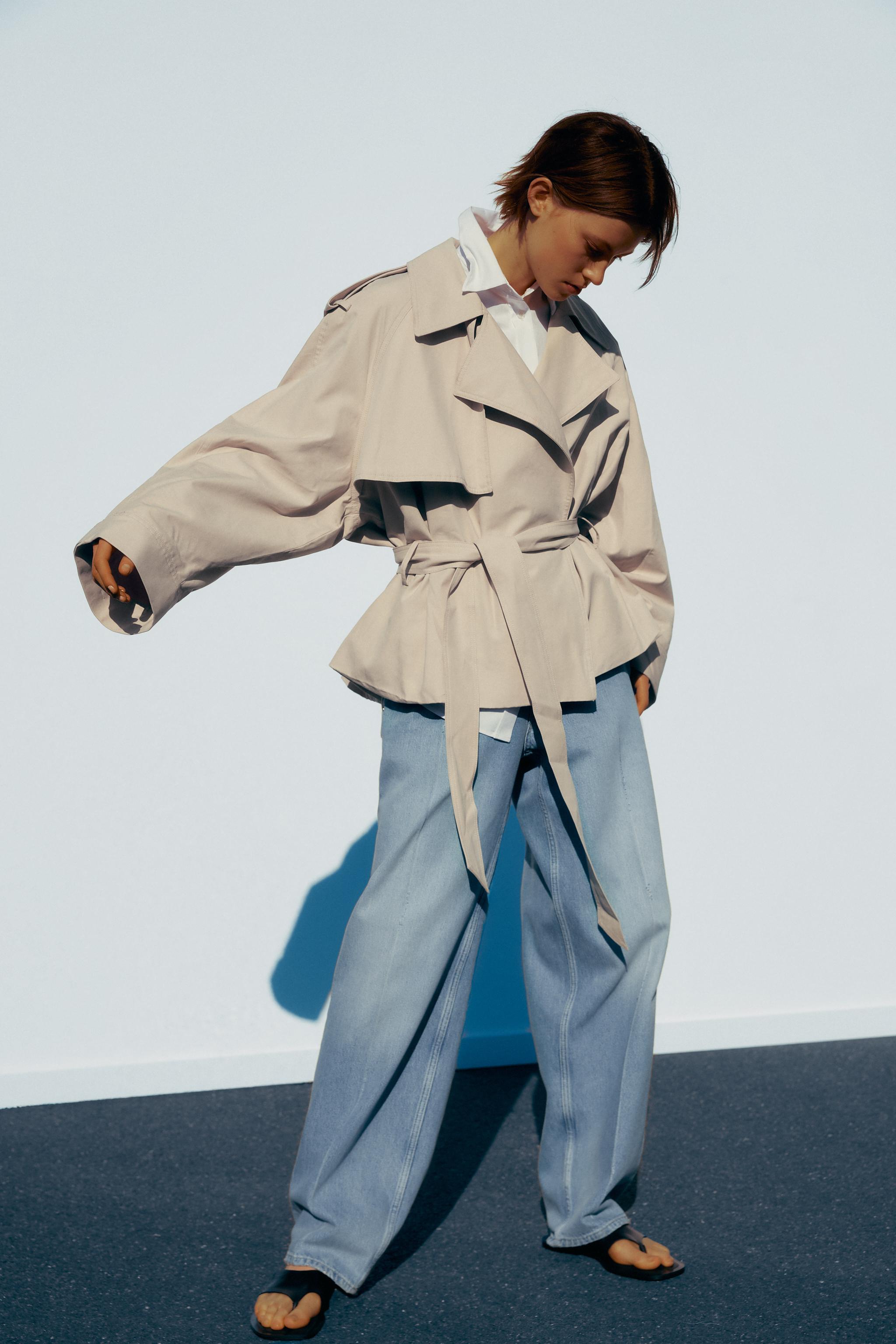 SHORT TRENCH COAT WITH BELT