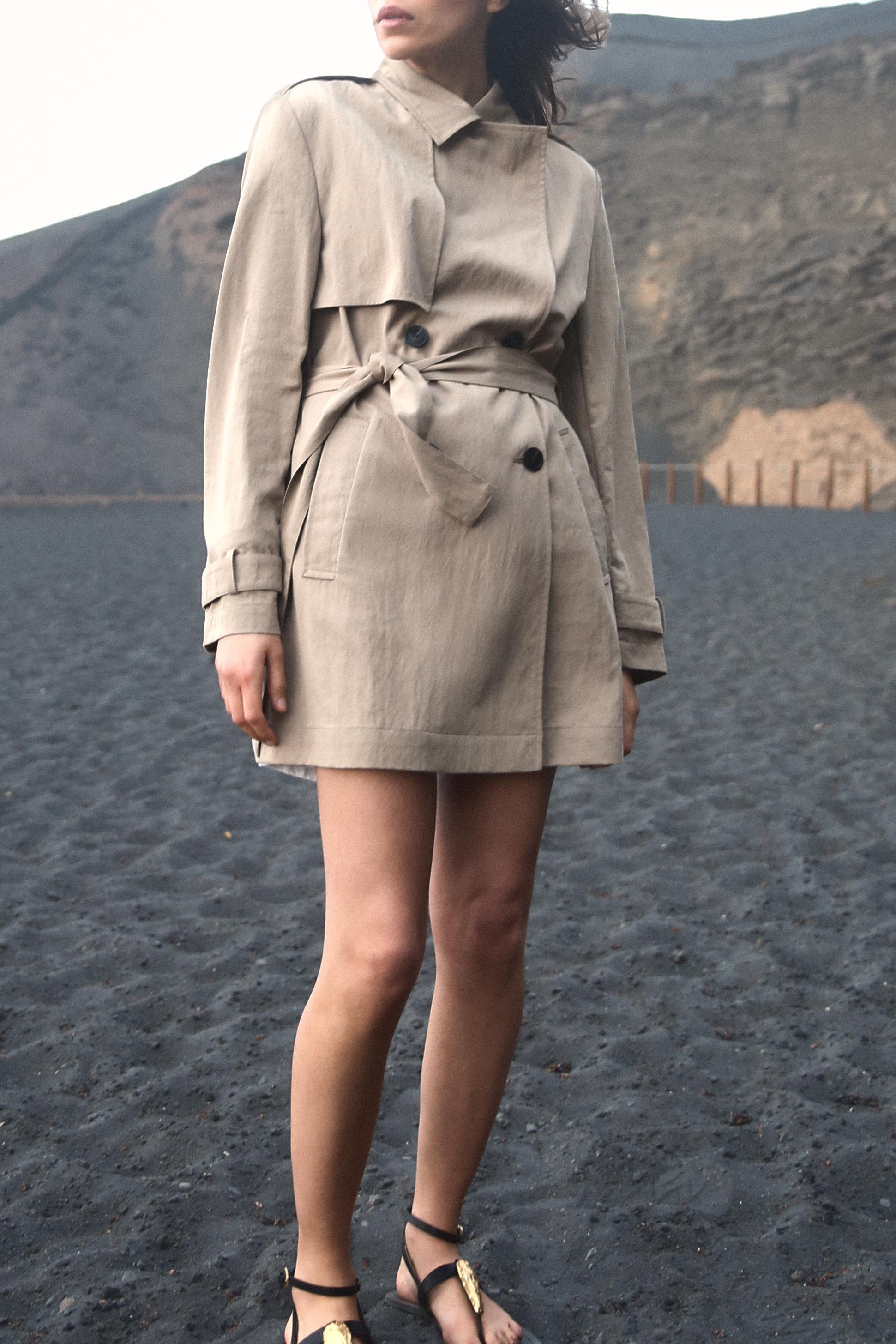 BELTED KNEE-LENGTH TRENCH COAT