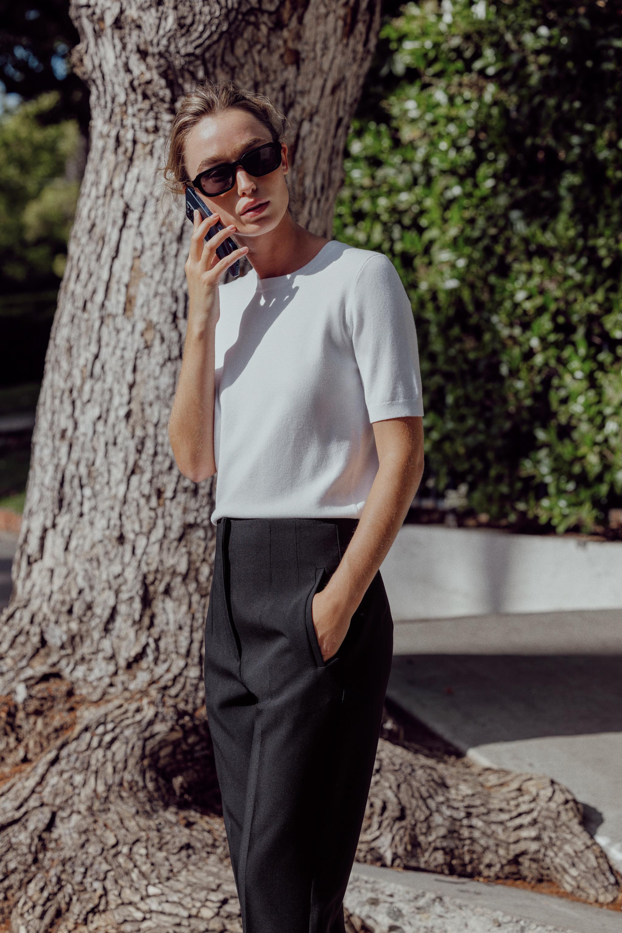 BASIC PLAIN KNIT SHORT SLEEVE TOP