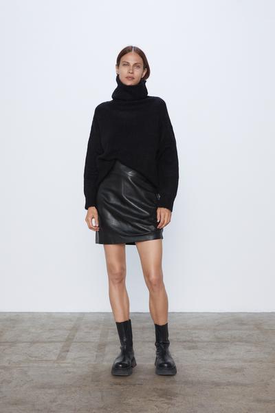 Black oversized knit sweater