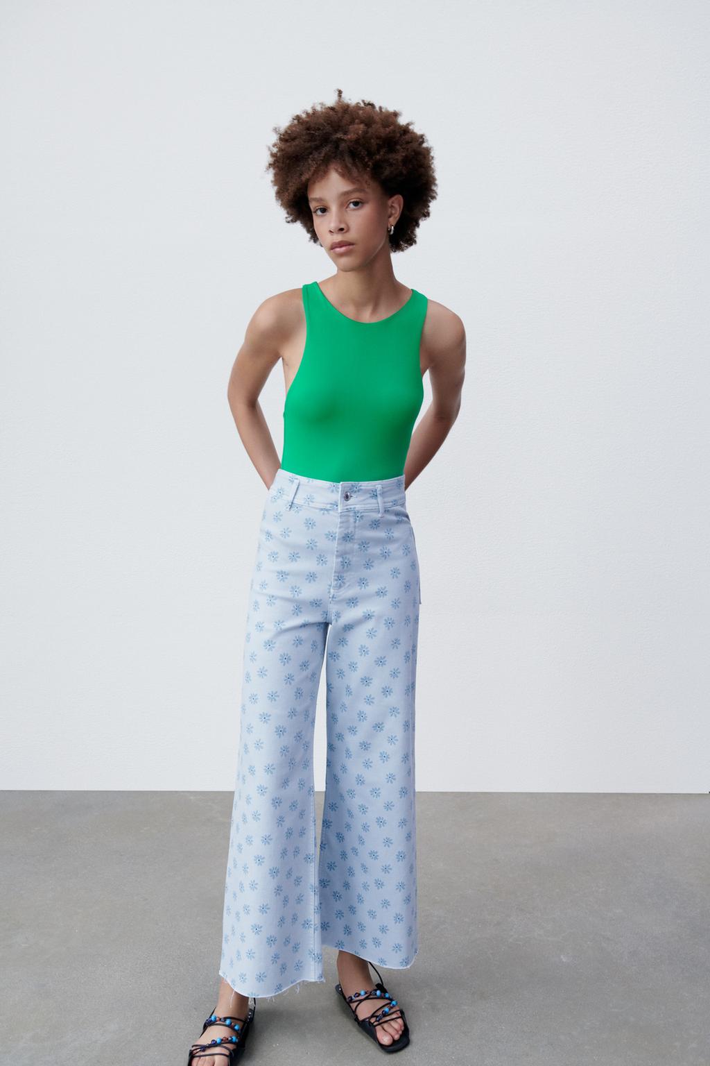 Halter neck body