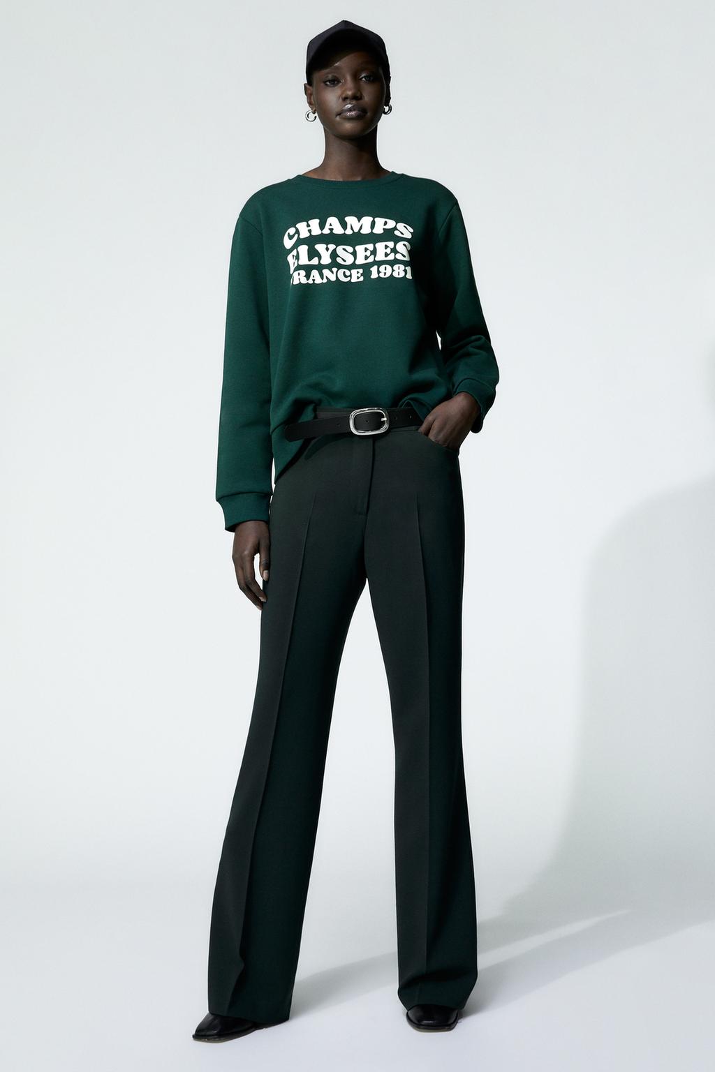 Text-pattern sweatshirt