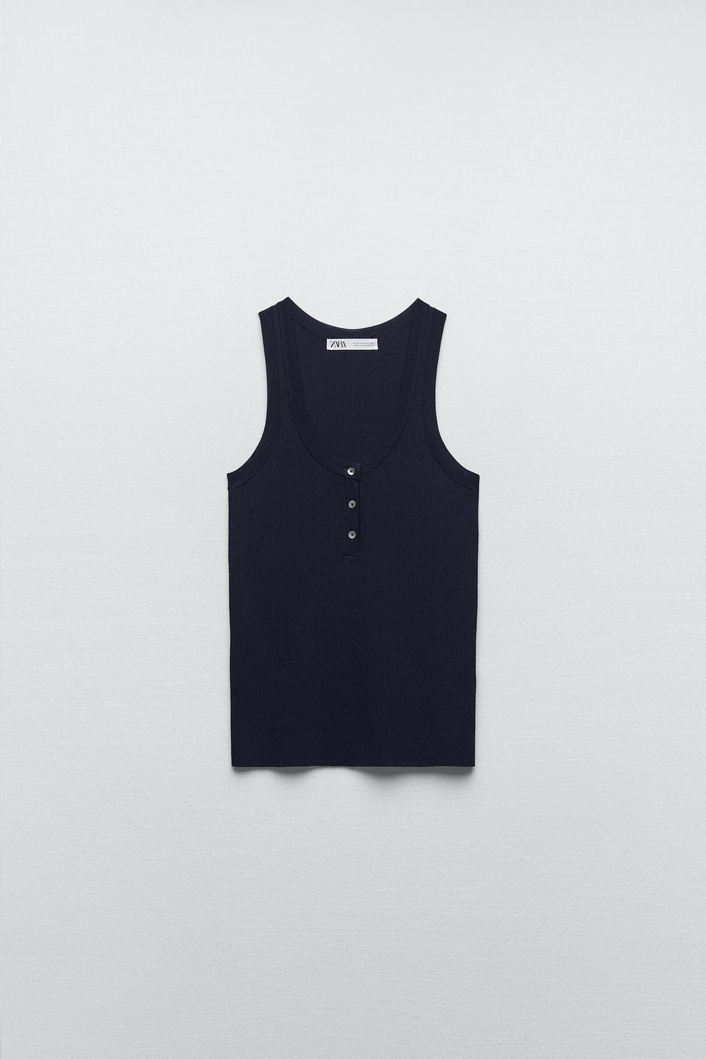 Extra fine knit top