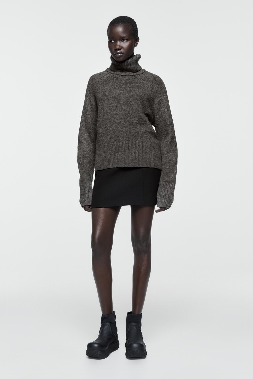 High neck sweater