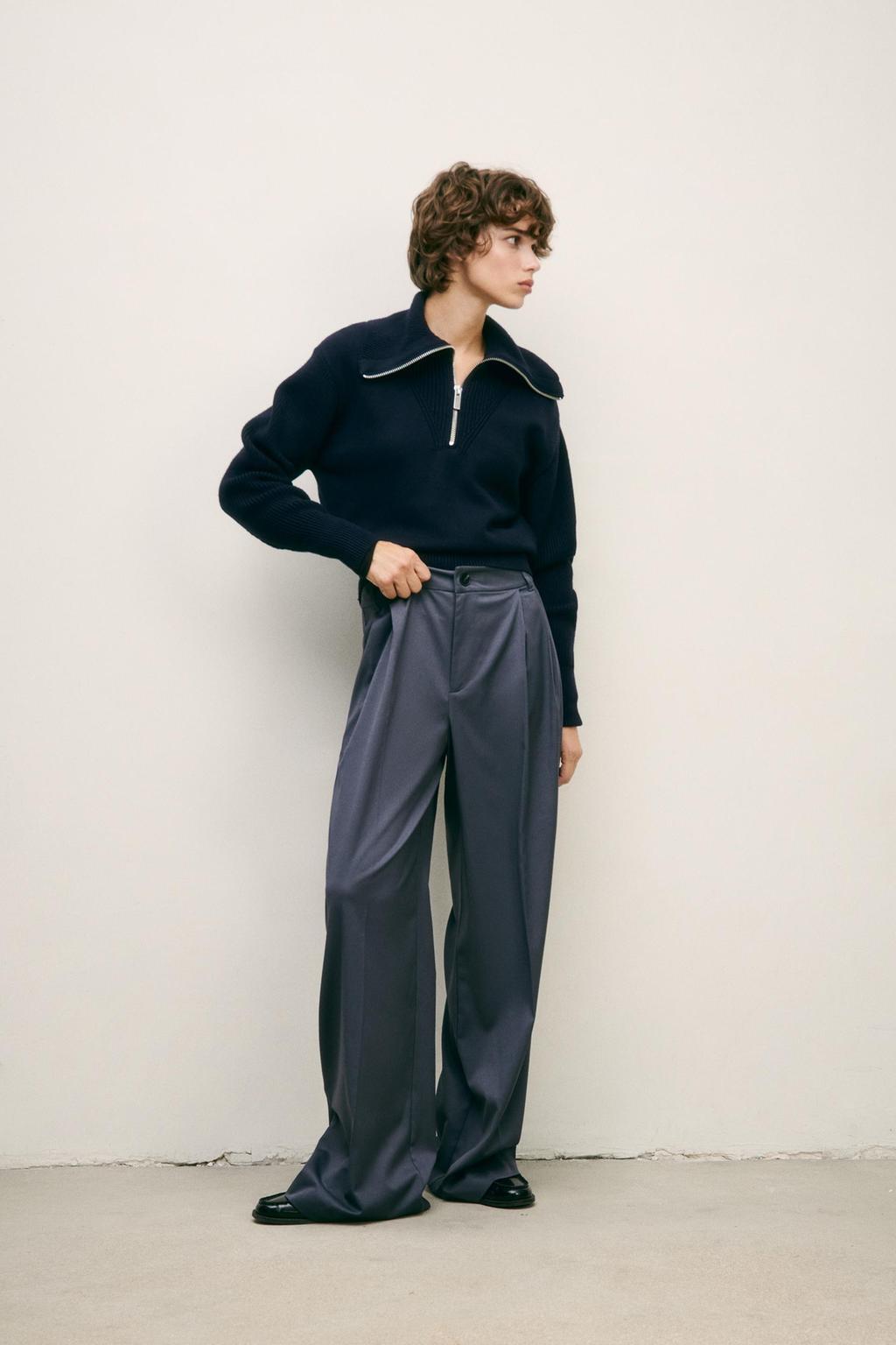 Pleated full-length trousers