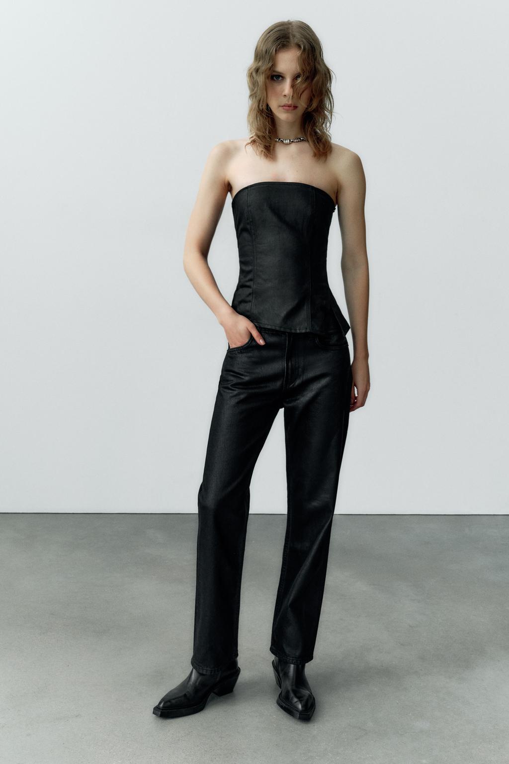 Strapless coated top