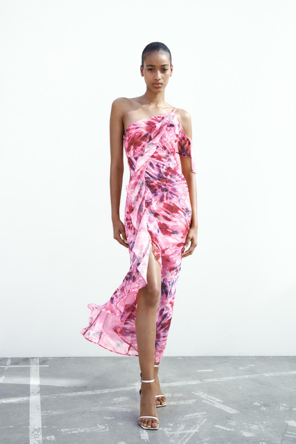 Patterned ruffle dress