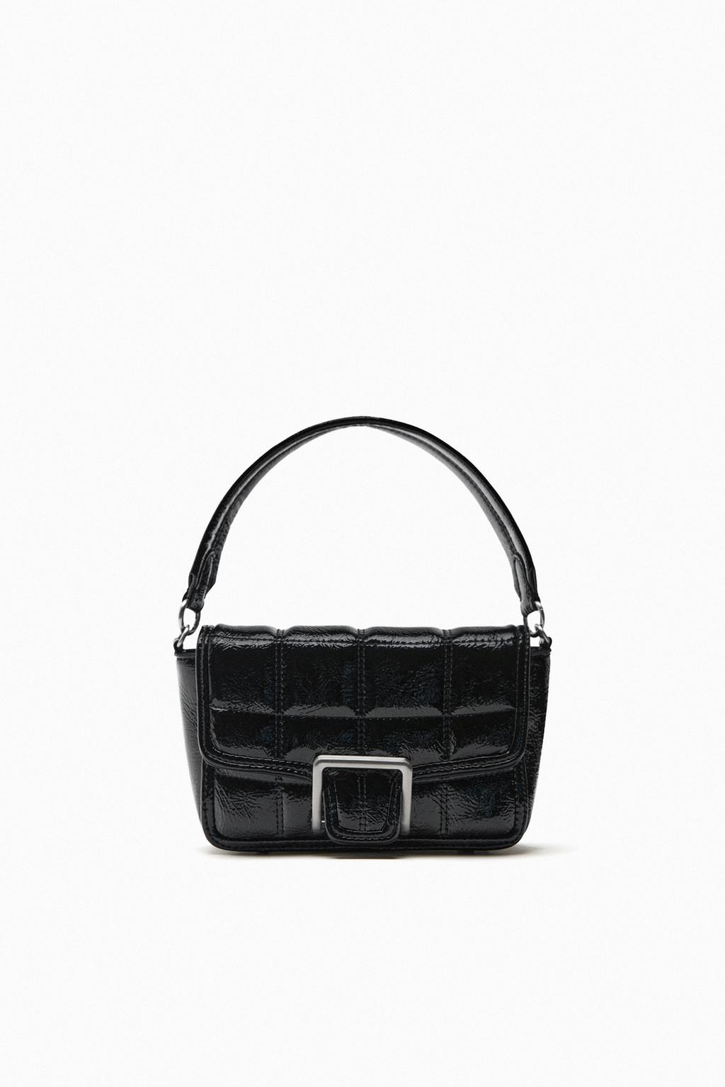 Padded shoulder bag