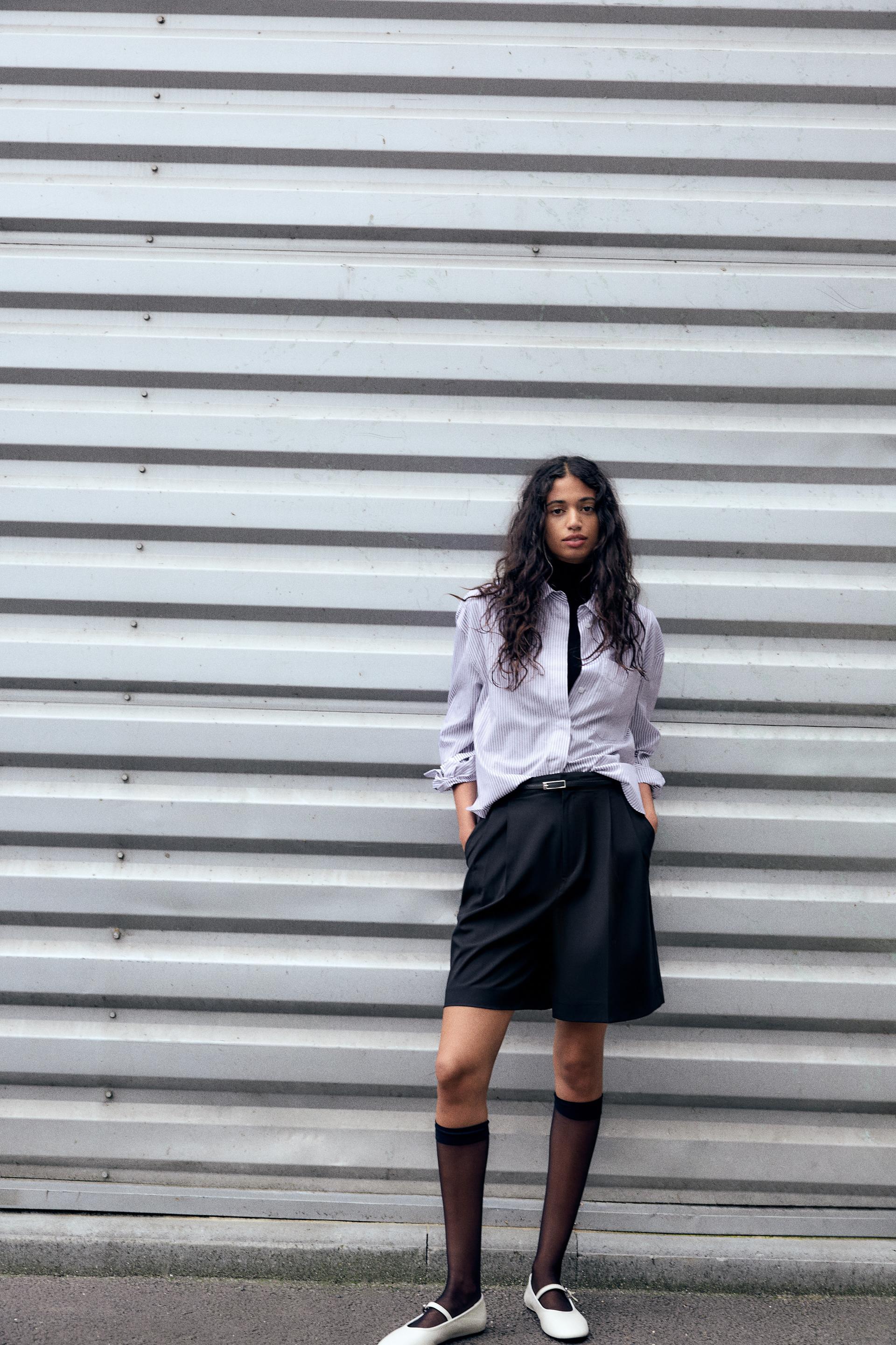 Telier Bermuda Pliegues Cinturón de Zara