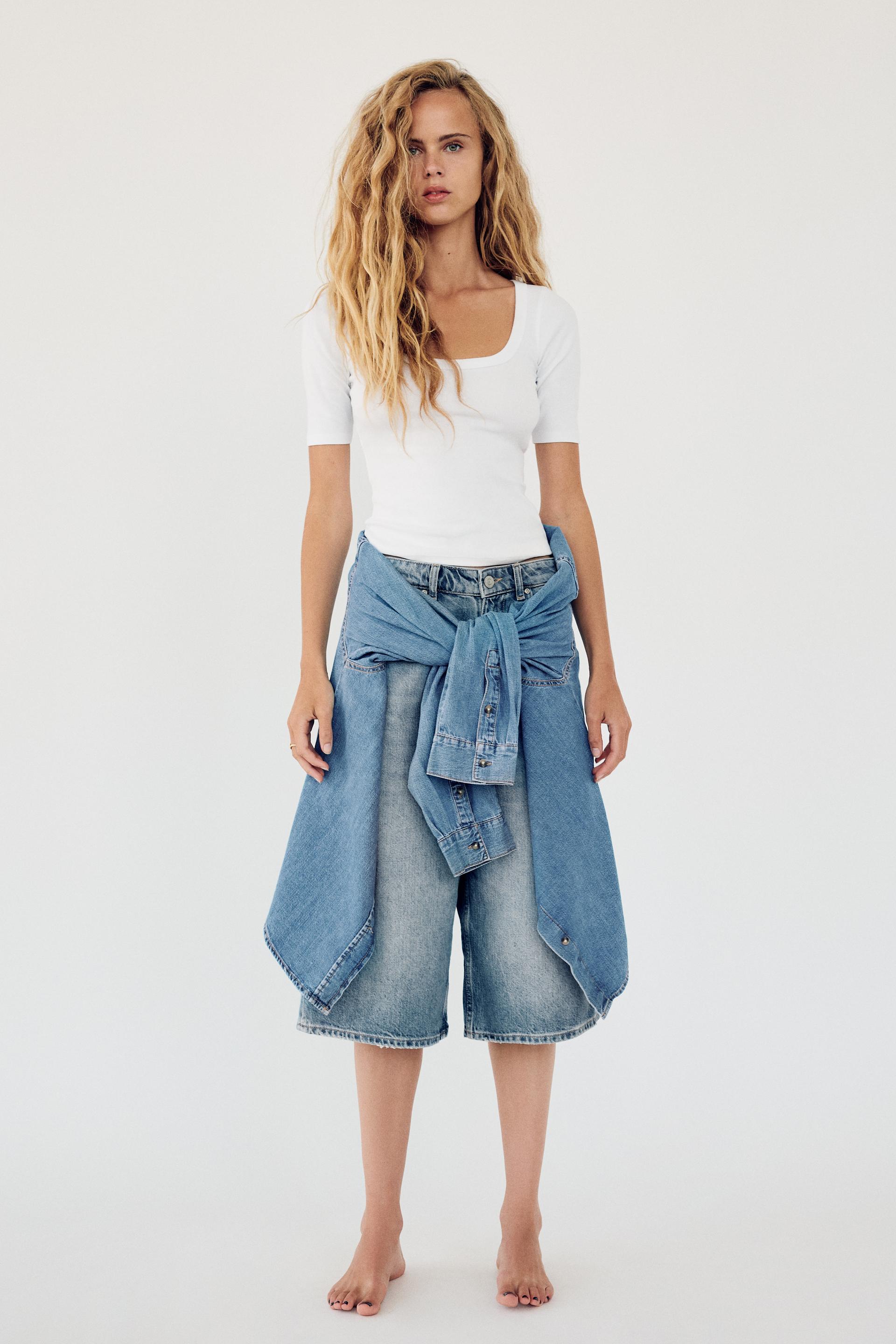 Scoop neck T‑shirt