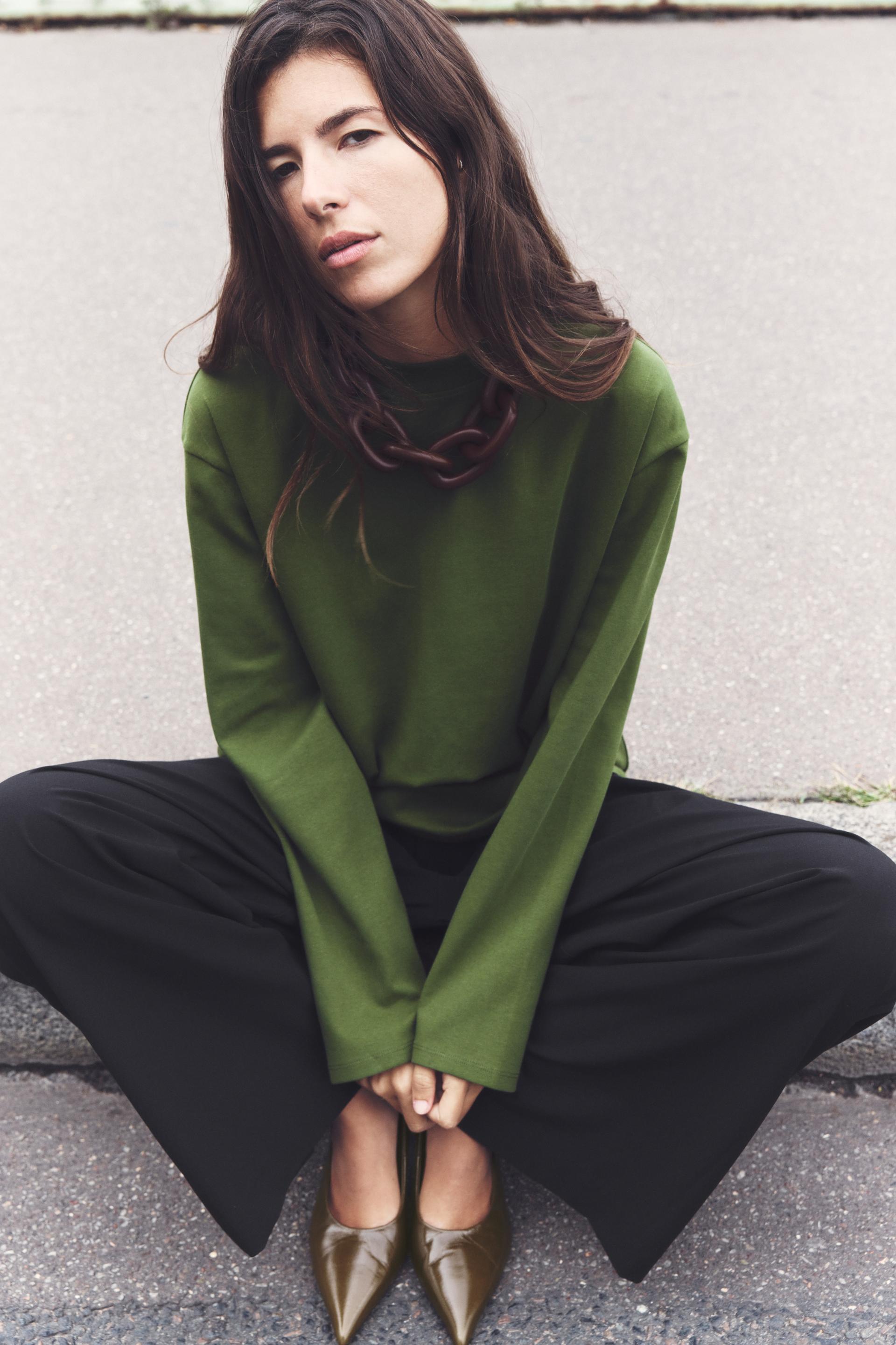Long sleeve t-shirt