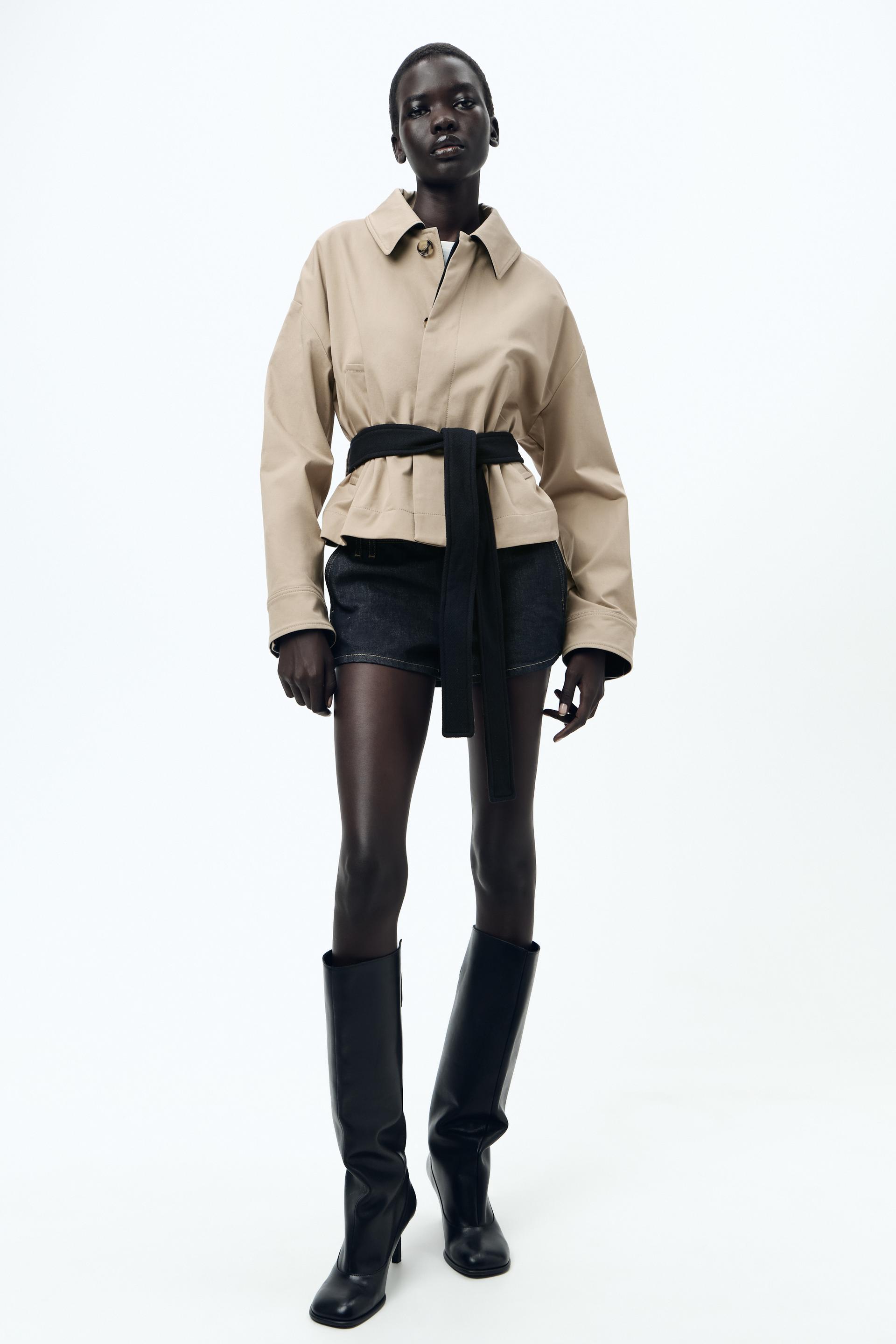 Contrasting Belt Jacket