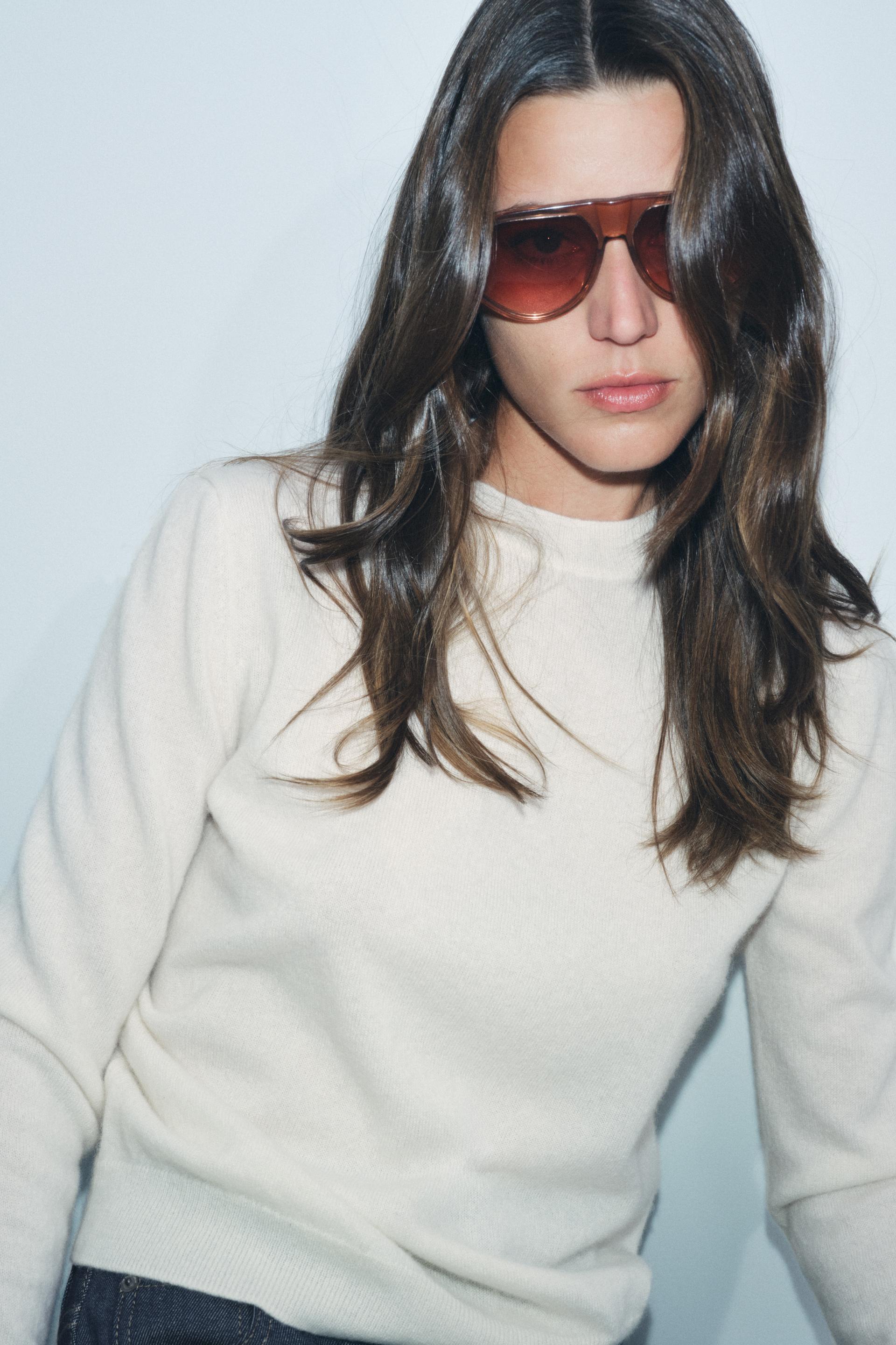 Plain 100% cashmere sweater