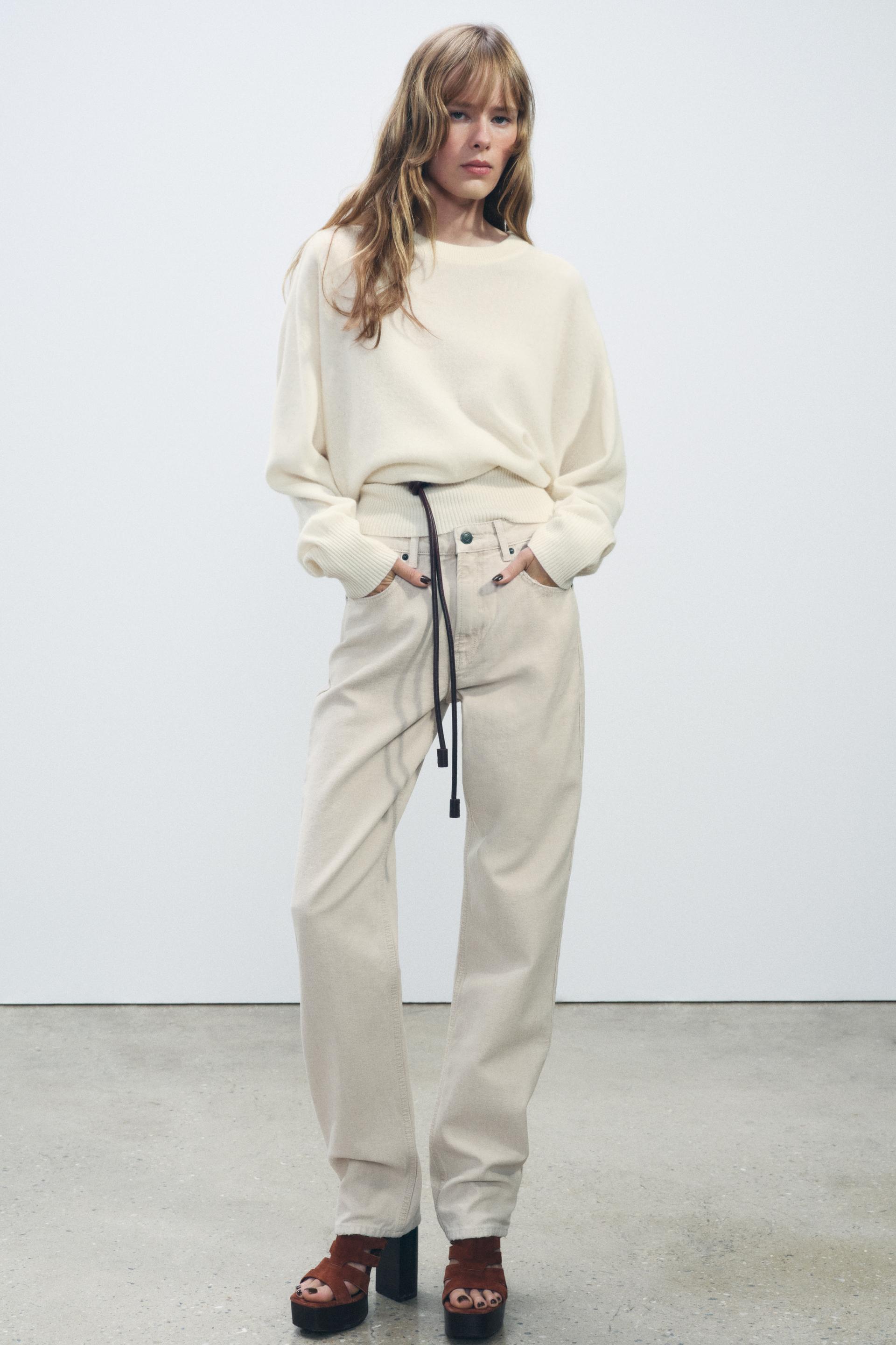 Straight-leg mid-rise jeans