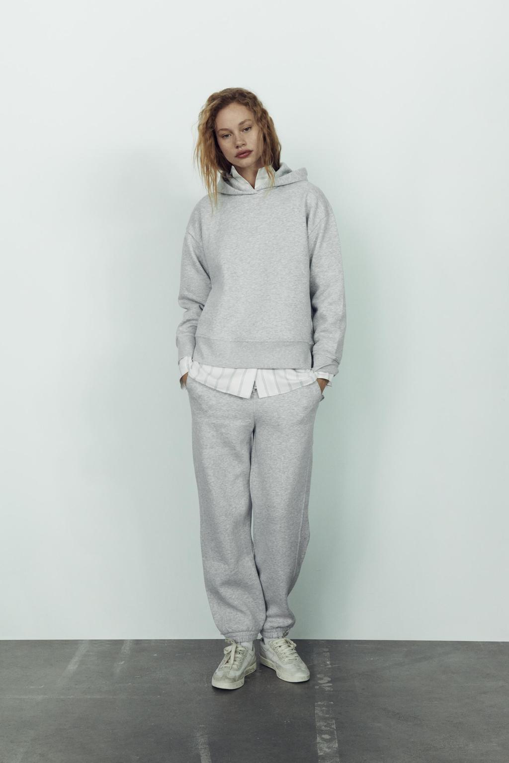 Cropped hooded sweatshirt