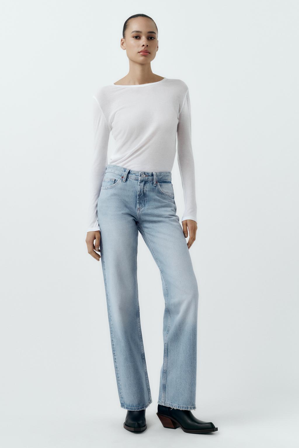 Wide-leg mid-rise jeans