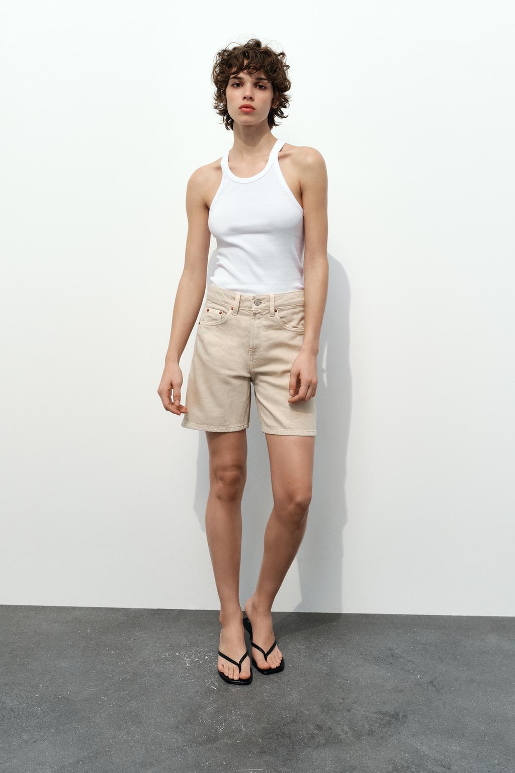 Mid-rise denim shorts