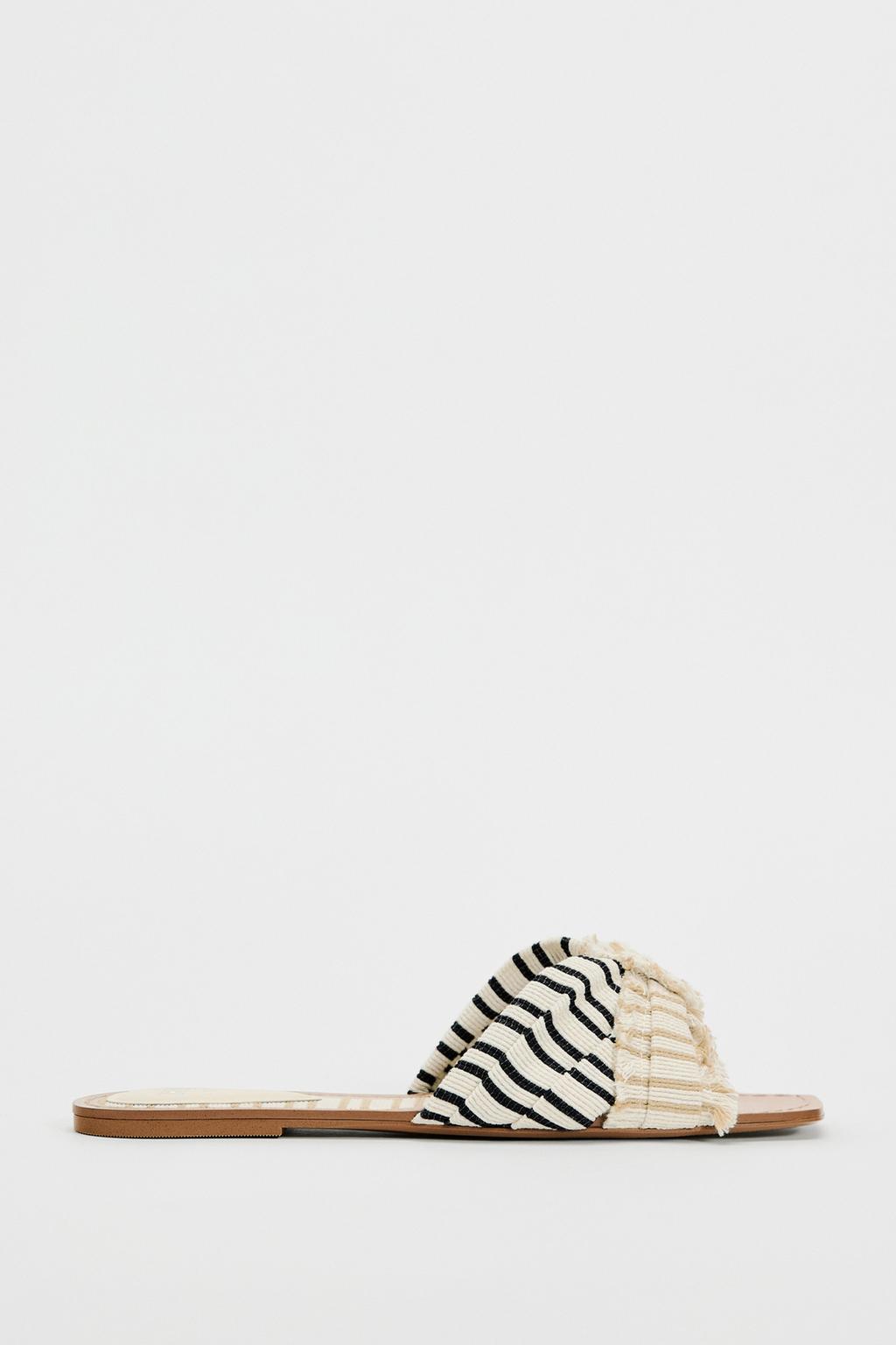 Flat fabric sandals